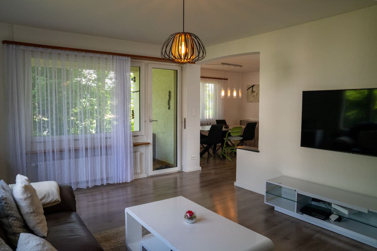 Freistehendes 4.5-Zimmer-Einfamilienhaus mit Garten & Waldanteil - 5