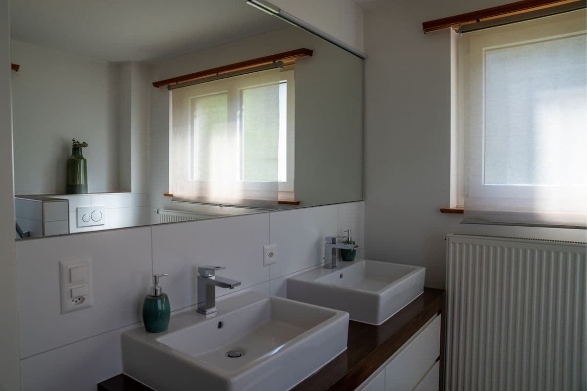 Freistehendes 4.5-Zimmer-Einfamilienhaus mit Garten & Waldanteil - 6