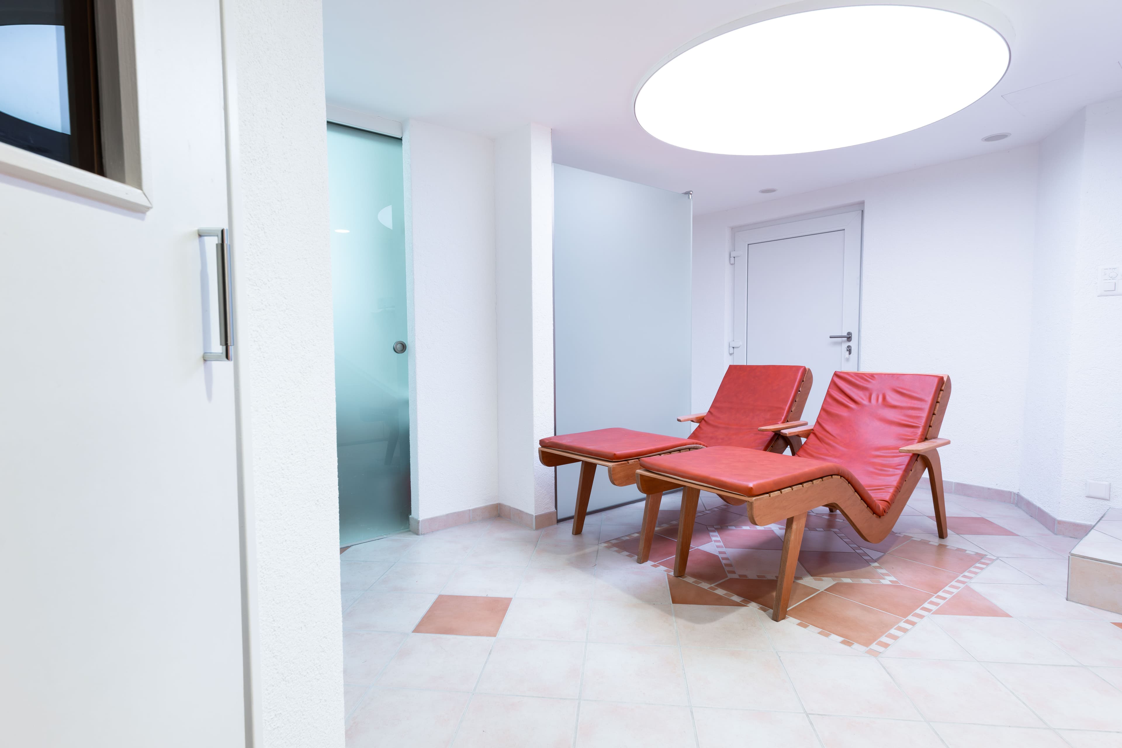 Freistehendes 7-Zimmer Einfamilien- oder Generationenhaus - 13