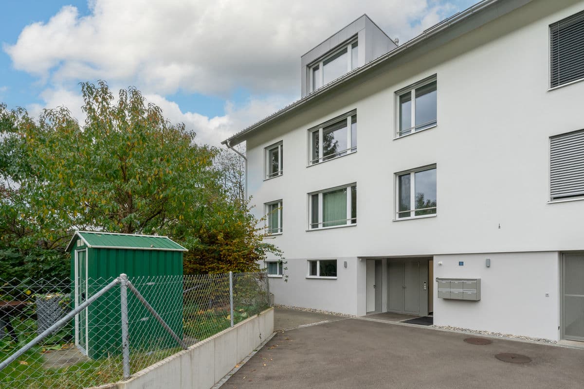 Moderne 4.5-Zimmer Gartenwohnung - 14