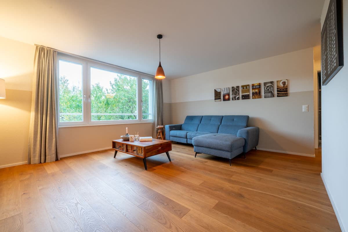 Moderne 4.5-Zimmer Gartenwohnung - 3