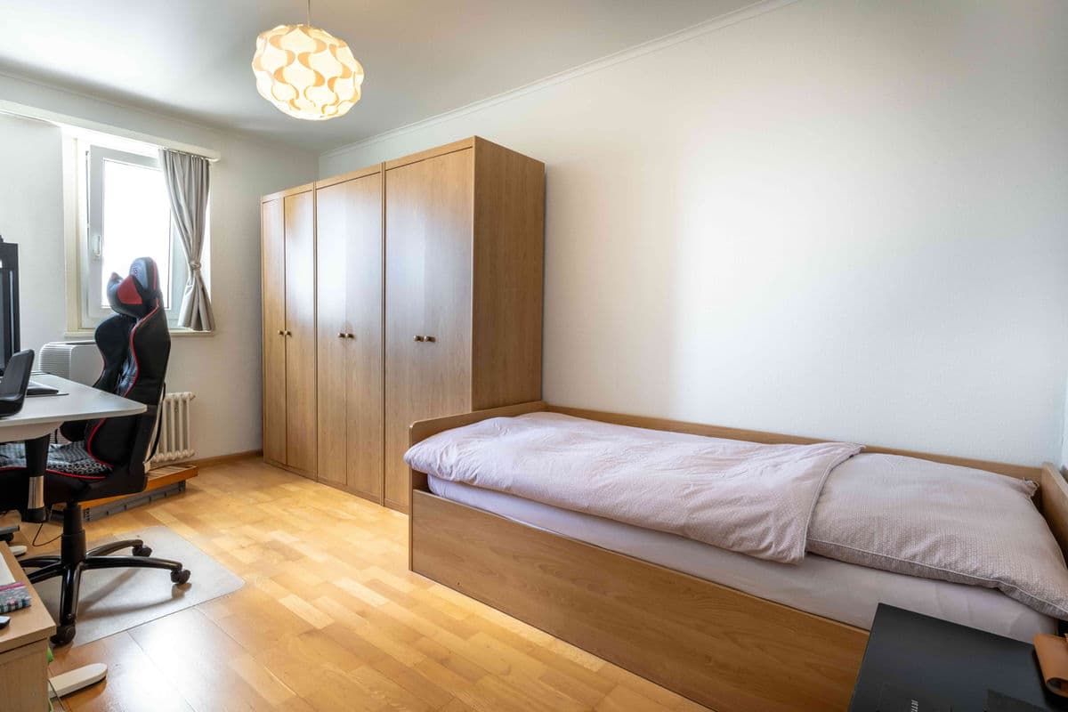 Charmante 3.5-Zimmer-Wohnung in zentraler Lage - 3