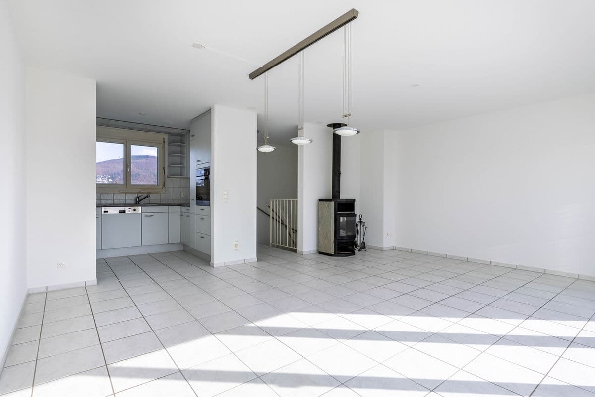 Grosszügige 4.5-Zimmer Attika-Maisonettewohnung - Bild 1